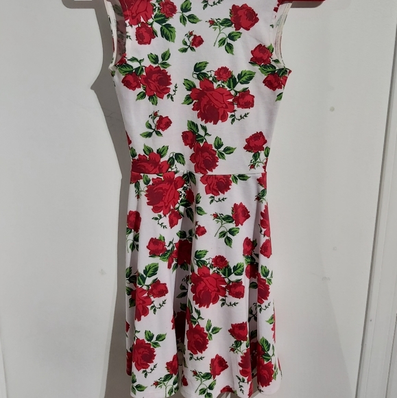 Floral dress - Picture 3 of 3